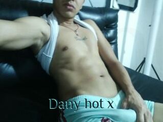 Dany_hot_x