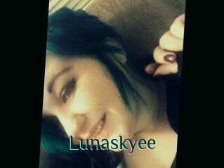 Lunaskyee