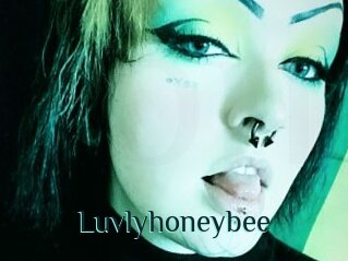 Luvlyhoneybee