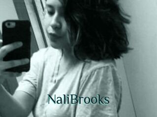 Nali_Brooks