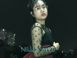 Nikki_Mayze