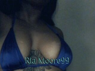 Ria_Moore99