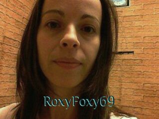 RoxyFoxy_69