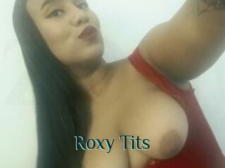 Roxy_Tits